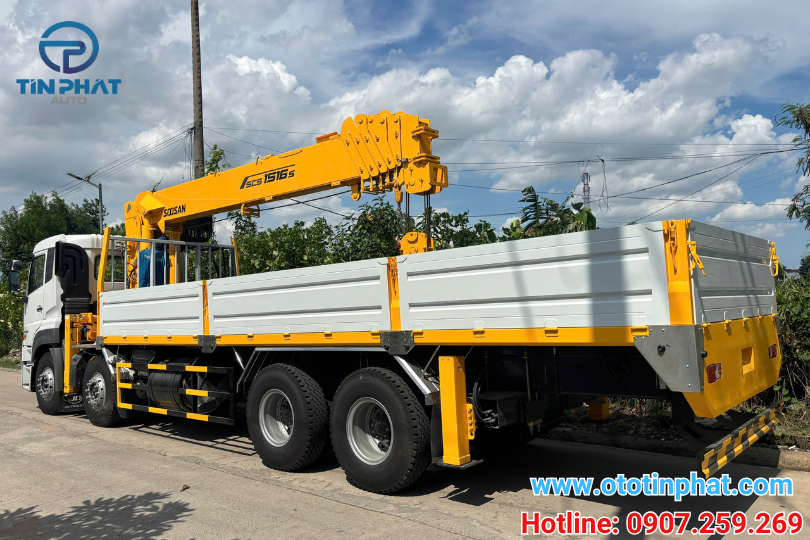XE TẢI UD 4 CHÂN GẮN CẨU 12 TẤN SOOSAN SCS1215