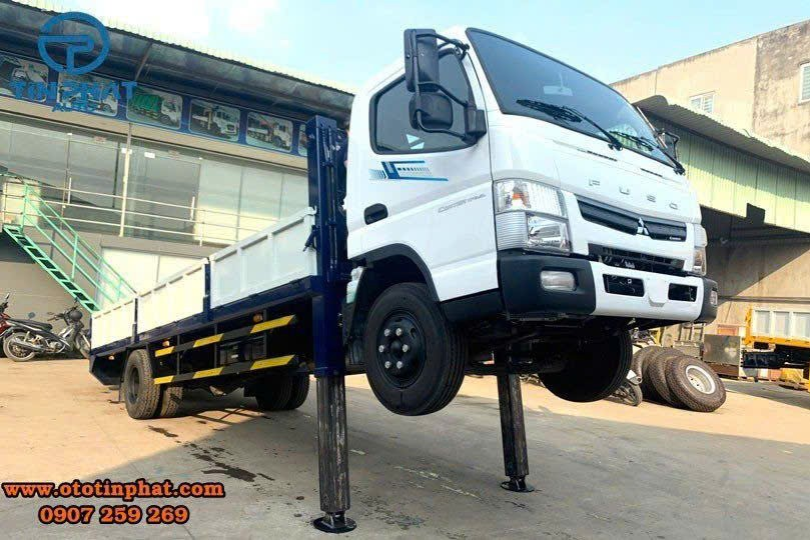 XE FUSO FJ CHỞ XE MÁY CHUYÊN DÙNG