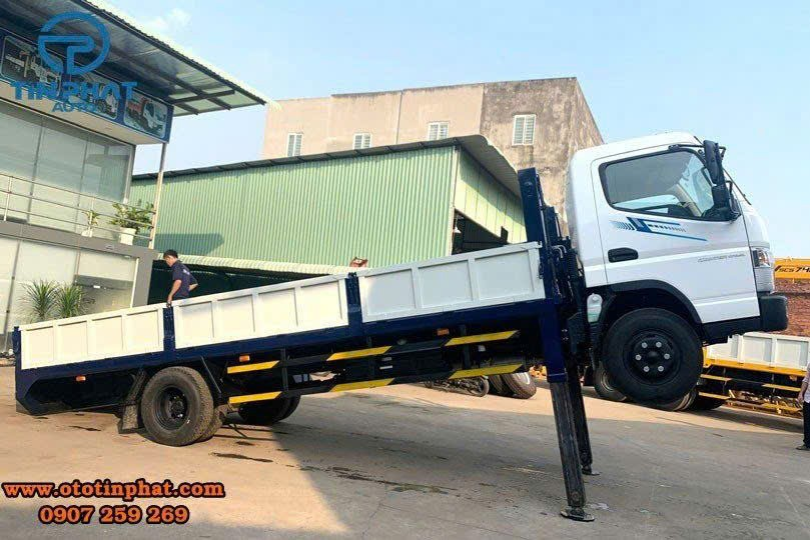 XE FUSO FJ CHỞ XE MÁY CHUYÊN DÙNG