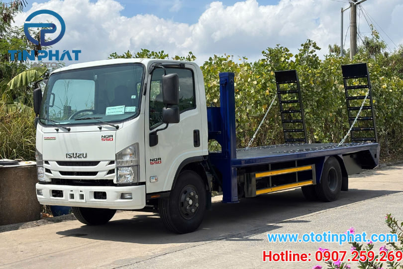 XE NÂNG ĐẦU CHỞ MÁY CÔNG TRÌNH ISUZU NQR 4T9 