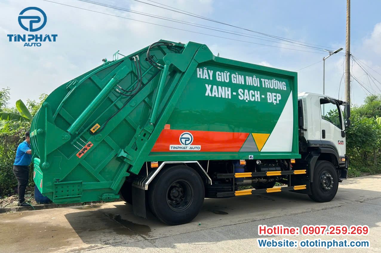 Xe ép rác 14 khối là ISUZU FVR